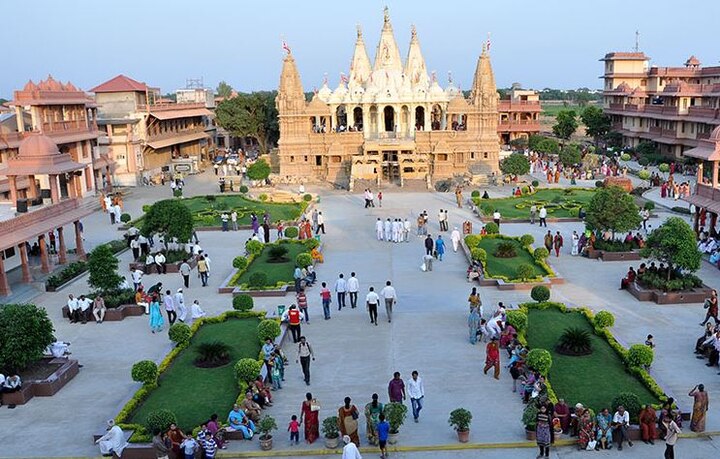 All temples of BAPS will remain closed in India till June 15 ગુજરાતમાં જૂનની આ તારીખ સુધી સ્વામિનારાયણ મંદિરો રહેશે બંધ, જાણો વિગતે