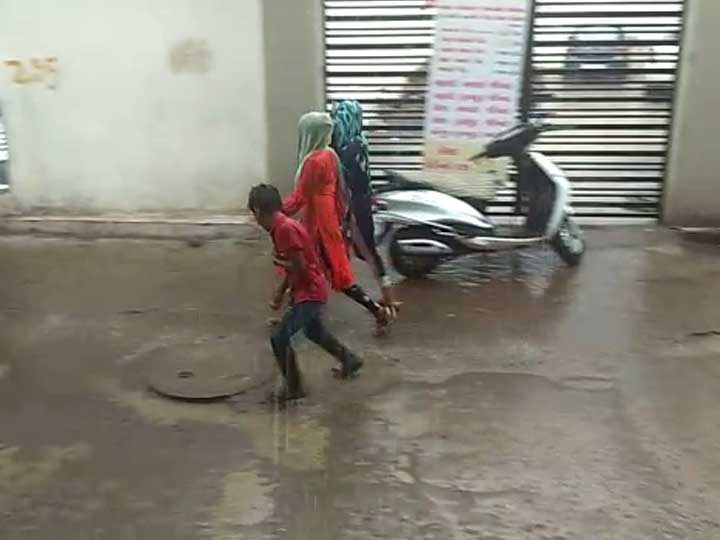 Today, rainfall start in Saurashtra , rain in Junagadh, Amreli, Bhavnagar, Porbandar and Dwarka  સૌરાષ્ટ્રના વાતાવરણમાં પલટો, આજે ક્યાં ક્યાં તૂટી પડ્યો વરસાદ? જાણો વિગત