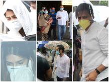 Photos: સુશાંત સિંહ રાજપૂતની અંતિમ ઝલક જોવા સેલેબ્સ ઉમટ્યાં, સુશાંતની ગર્લફ્રેન્ડ રિયા સહિત કયા-કયા સેલેબ્સે દુ:ખી જોવા મળ્યા?