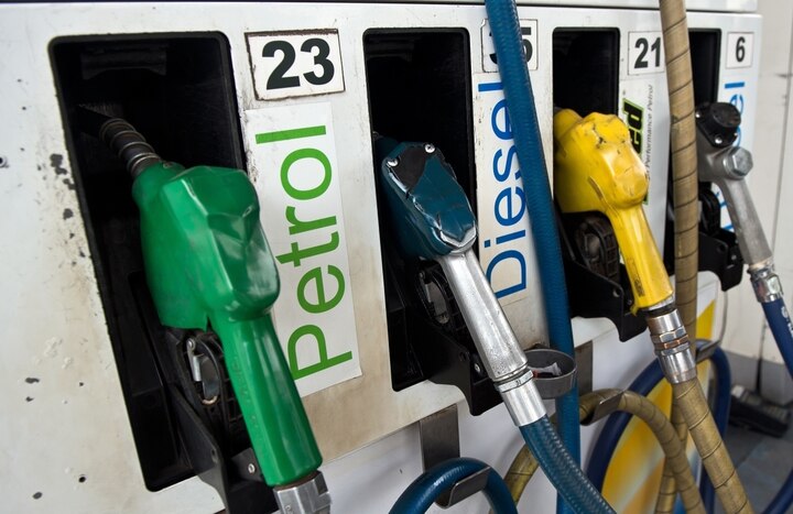 petrol diesel became expensive for the 11th consecutive day સતત 11માં દિવસે મોંઘા થયા પેટ્રોલ-ડીઝલ, જાણો તમારા શહેરમાં કેટલી છે કિંમત