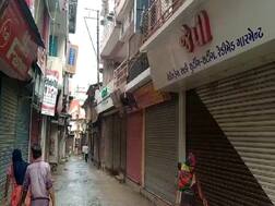 દક્ષિણ ગુજરાતના આ શહેરમાં બે દિવસમાં કોરોનાના 11 કેસ નોંધાતા ફફડાટ, શું લેવાયો મોટો નિર્ણય? જાણો વિગત