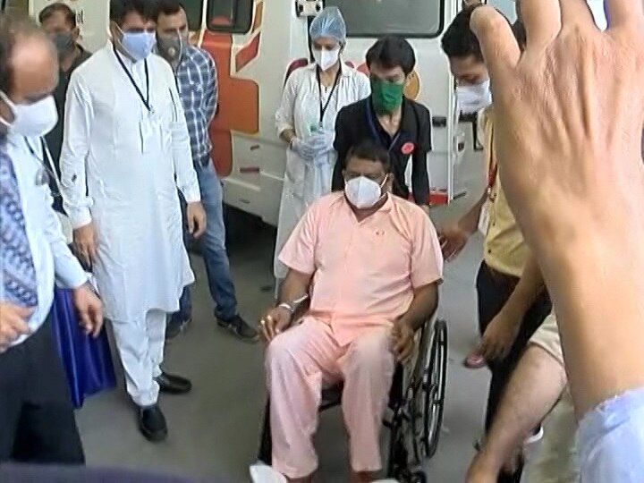 Gujarat Rajyasabha poll Live : Matar BJP MLA Kesarisinh arrived on stretcher for voting   ભાજપે ક્યા ધારાસભ્યને સ્ટ્રેચર પર લાવીને કરાવ્યું મતદાન ? ભાજપના ક્યા નેતાને સતત રાખ્યા સાથે ?