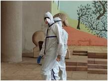 રાજ્યસભા ચૂંટણીમાં કોરોના સંક્રમિત કૉંગ્રેસના ધારાસભ્ય પીપીઈ કિટ પહેરીને મતદાન કરવા પહોંચ્યા