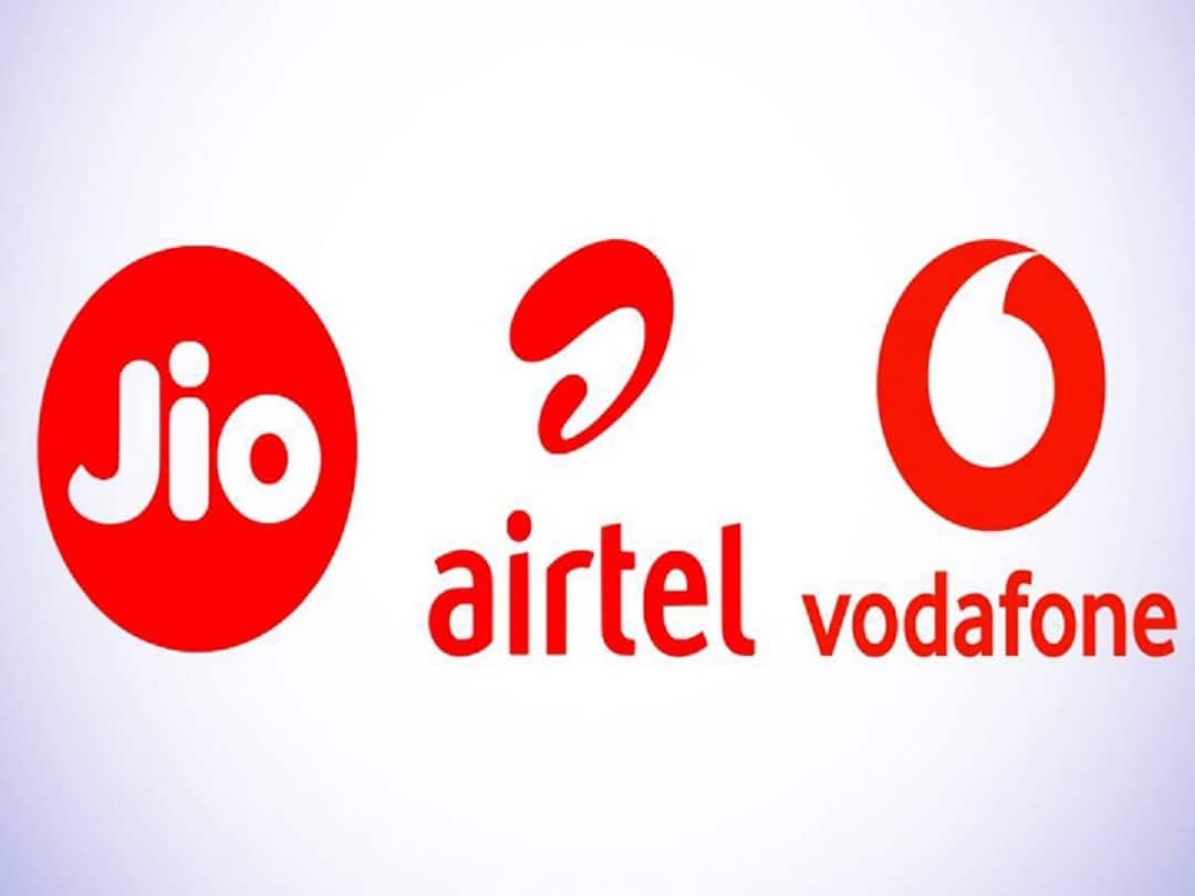 Airtel, Jio અને Vodafoneના આ છે બેસ્ટ રિચાર્જ પ્લાન, દરરોજ મળશે 2GB ડેટા airtel vs jio vs vodafone best recharge plans for daily 2gb data offer Airtel, Jio અને Vodafoneના આ છે બેસ્ટ રિચાર્જ પ્લાન, દરરોજ મળશે 2GB ડેટા