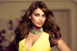 વિશ્વ યોગ દિવસ નિમિત્તે બિપાશા બાસુએ બતાવ્યુ યોગનુ મહત્વ, ડિજીટલ પ્લેટફોર્મ પર કરશે Yoga