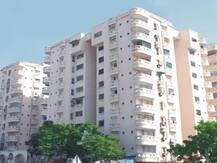 અમદાવાદના 8 પોશ વિસ્તારમાં કોરોનાનો કેર વધતાં 1848 ઘર સંપૂર્ણ લોકડાઉન હેઠળ, કોઈ બહાર નહીં નિકળી શકે