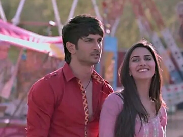 For shuddh desi romance yash raj films pays only Rs 30 lakh 'શુદ્ધ દેસી રોમાંસ' માટે સુશાંત સિંહને મળ્યા હતા માત્ર 30 લાખ રૂપિયા, YRF એ રાખી હતી આ શરત