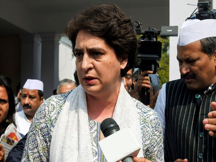 Congress leader Priyanka Gandhi Vadra asked to vacate government allotted accommodation within one month કૉંગ્રેસ મહાસચિવ પ્રિયંકા ગાંધીને સરકારી બંગલો 1 ઓગસ્ટ સુધીમાં ખાલી કરવા આદેશ, જાણો વિગત