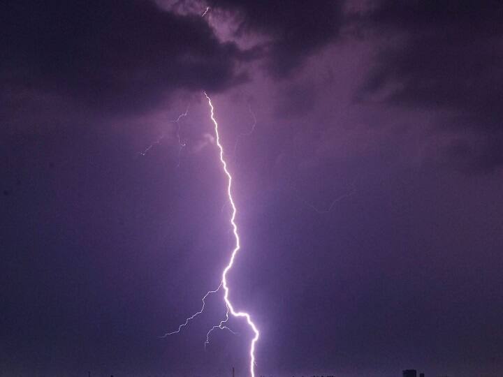 22 people died due to lightning in bihar again બિહારમાં ફરી એક વખત વિજળી પડવાથી 22 લોકોના મોત થયા