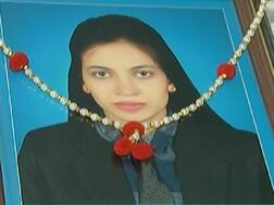 સુરતમાં ચાર્ટર્ડ એકાઉન્ટન્ટ યુવતીએ કર્યો આપઘાત, પરિવારે આપઘાત માટે કોને ઠેરવ્યા જવાબદાર? શું કરી માંગ?