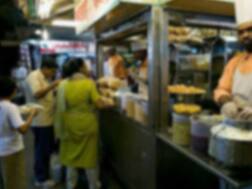 સુરત: અલગ રહેતી પત્ની બોયફ્રેન્ડ સાથે માણતી હતી પાણીપુરી મજા ને પતિ જોઈ ગયો પછી.....