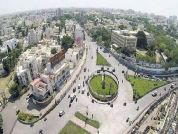 રાજકોટમાં બપોરે દુકાનો બંધ કરી દેવી પડશે? જાણો આ સમાચારની હકિકત રાજકોટમાં બપોરે દુકાનો બંધ કરી દેવી પડશે? જાણો આ સમાચારની હકિકત