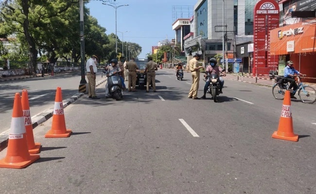 Triple lockdown imposed in Thiruvananthapuram Corporation area from 6 am today for a week દેશના આ જાણીતા શહેરમાં આજથી એક અઠવાડિયા સુધી લગાવવામાં આવ્યું ટ્રિપલ લૉકડાઉન, જાણો વિગતે