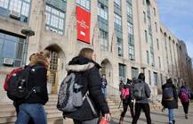 ટ્રમ્પના આ નિર્ણયથી બે લાખ ભારતીય વિદ્યાર્થીઓ પર પડશે મોટી અસર, જાણો વિગતે