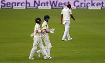 કોરોના કાળમાં 116 દિવસ બાદ થઇ ઇન્ટરનેશનલ ક્રિકેટની વાપસી, જુઓ ઇંગ્લેન્ડ-વેસ્ટ ઇન્ડિઝ મેચની તસવીરો