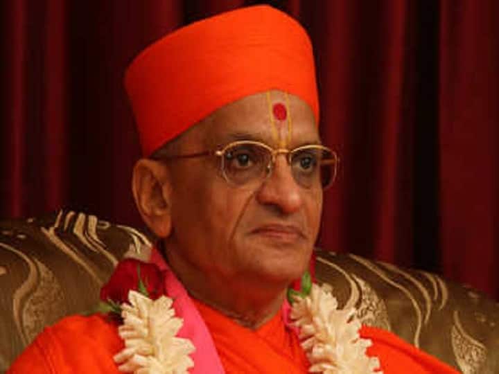 Maninagar swaminarayan Sadhu PP Swami health very serious અમદાવાદઃ મણિનગર સ્વામિનારાયણ મંદિરના પી.પી. સ્વામીની તબિયત વધુ લથડી