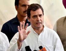 વિકાસ દુબે એન્કાઉન્ટર પર રાહુલ ગાંધીનો કટાક્ષ, કહ્યું - 'કઇ જવાબો સે અચ્છી હૈ ખામોશી ઉસકી'