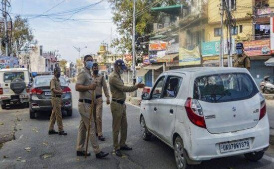Complete lockdown in Dehradun, Haridwar, Nainital દેશના આ રાજ્યના ચાર શહેરોમાં શનિવાર અને રવિવારે સંપૂર્ણ લોકડાઉન, જાણો કોને મળશે છૂટ