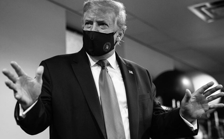 US presidnet Donald Trump tweets image of himself wearing a mask and calls it patriotic વિપક્ષની આલોચના બાદ ટ્રમ્પે પહેર્યુ માસ્ક, ખુદને ગણાવ્યા સૌથી મોટા દેશભક્ત