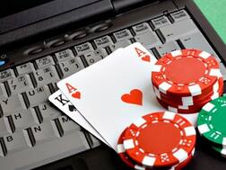 લૉકડાઉનમાં પોતાના ઘરમાં મિત્રોને ભેગા કરીને જુગાર રમતો હતો આ એક્ટર, પોલીસે પકડીને કરી દીધો જેલ ભેગો