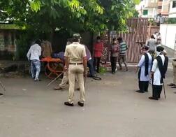 સુરતમાં કોરોનાના કહેર વચ્ચે શાકભાજી વિક્રેતા અને પાલિકા કર્મચારીઓ વચ્ચે બબાલ, જાણો વિગત