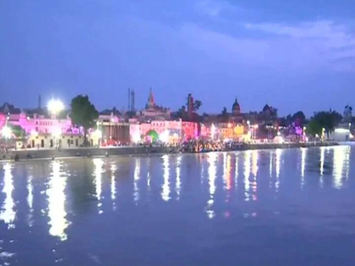 ભૂમિ પૂજન પહેલા અલગ જ રંગમાં નજર આવી રામ નગરી અયોધ્યા, જુઓ તસવીરો several parts of ayodhya illuminated ahead of bhoomi pujan ceremony of ram temple ભૂમિ પૂજન પહેલા અલગ જ રંગમાં નજર આવી રામ નગરી અયોધ્યા, જુઓ તસવીરો