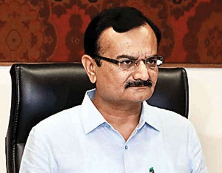 Gujarat govt ban on public celebration of festival in August month due covid-19 cases ગુજરાતમાં કોરનાના વધી રહેલા સંક્રમણને પગલે સરકારે શું લીધો મોટો નિર્ણય? ક્યા ક્યા પ્રતિબંધ લગાવાયા?