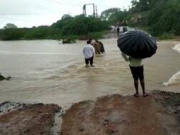 રાજકોટમાં કઈ જગ્યાએ આખી રાત પડ્યો ધોધમાર વરસાદ, જાણો વિગતે