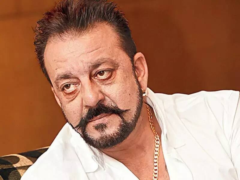 sanjay dutt has no us visa because of mumbai blast accusations Exclusive: મુંબઈ બ્લાસ્ટના આરોપી હોવાને કારણે સંજય દત્ત પાસે નથી અમેરિકાના વીઝા, સિંગાપુર જઈ શકે છે