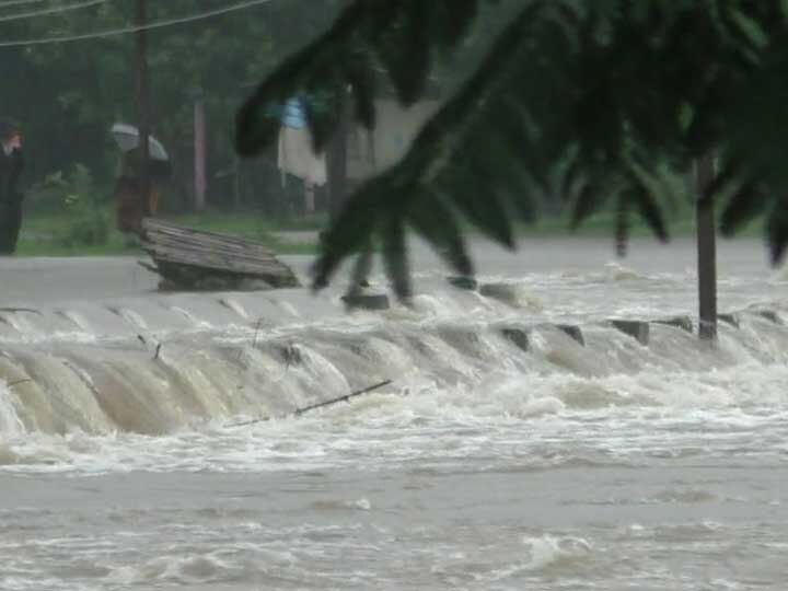 Heavy Rainfall in Gujarat different places ગુજરાતમાં મેઘો મહેરબાન, કપરાડામાં 6.5 ઈંચ તો ઈંઝામાં 4 ઈંચ વરસા ખાબક્યો