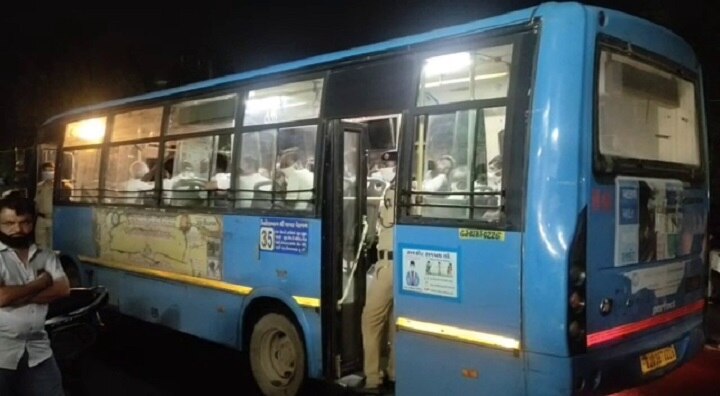 Prisoners receive treatment of covid-19 in bus at Rajkot    સૌરાષ્ટ્રના કયા મોટા શહેરમાં કોરોનાના દર્દીઓને બસમાં આપવી પડી સારવાર? કારણ જાણીને ચોંકી જશો?