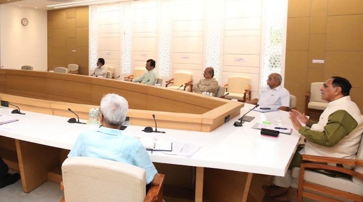 Gujarat Cabinet Meeting Who were the missing Leaders from the Gujarat Cabinet Meeting ગુજરાતમાં રૂપાણી કેબિનેટની બેઠકમાં ક્યા ટોચના કેબિનેટ મંત્રી રહ્યા ગેરહાજર ?  જાણો શું છે કારણ ?