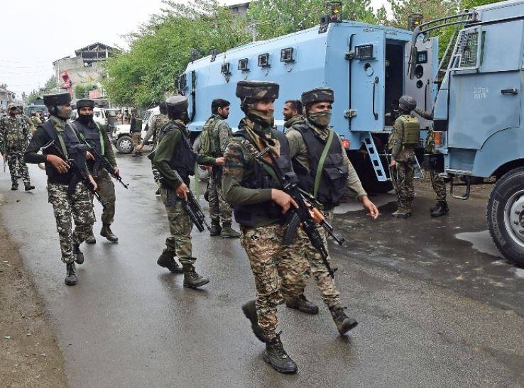Terrorists killed in an encounter with security forces in shopian jammu and kashmir જમ્મુ કાશ્મીર: શોપિયામાં સુરક્ષાદળોને મળી મોટી સફળતા, 4 આતંકવાદીઓને કર્યા ઠાર