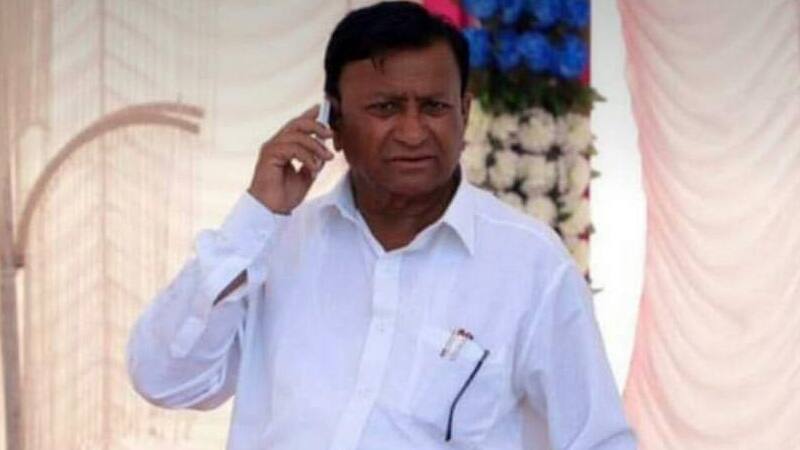 કોરોનાની ઝપેટમાં આવતા સૌરાષ્ટ્ર ભાજપના નેતાનું થયું નિધન, 10 દિવસથી સારવાર હેઠળ હતા Veraval taluka BJP general secretary dies at Junagadh while undergoing treatment for corona કોરોનાની ઝપેટમાં આવતા સૌરાષ્ટ્ર ભાજપના નેતાનું થયું નિધન, 10 દિવસથી સારવાર હેઠળ હતા