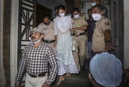 રિયા ચક્રવર્તીએ મીડિયાકર્મીઓ પર નોંધાવી પોલીસ ફરિયાદ, જાણો શું છે મામલો