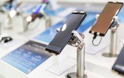 Smartphones Under Rs. 10000:  10,000 રૂપિયાથી ઓછી કિંમતના આ છે આકર્ષક સ્માર્ટફોન, મળશે શાનદાર કેમેરા રિઝલ્ટ અને પાવરફૂલ બેટરી