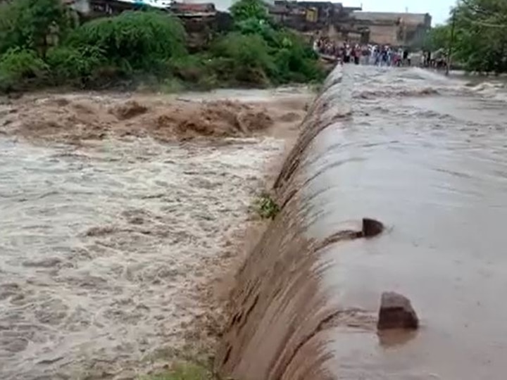 Gujarat Rain: River overflow after 5 Inch heavy rainfall સૌરાષ્ટ્રના આ વિસ્તારમાં 5 ઈંચ વરસાદ ખાબકતાં 6 ગામો થયા સંપર્ક વિહોણા? જાણો હાલ કેવી છે સ્થિતિ