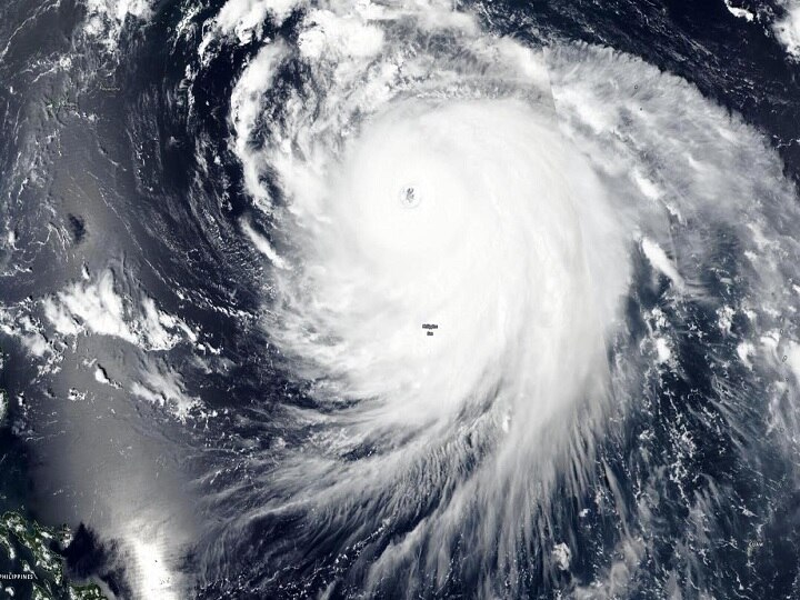 Typhoon Haishen Heads Towards Japanese Island with strong winds high alert જાપાન પર હૈશેન વાવાઝોડુ ત્રાટકવાની શક્યતા, 20,000 જવાનો હાઇ એલર્ટ