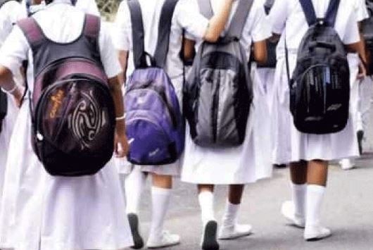The High Court will today rule on the waiver of fees for private schools in gujarat ગુજરાતમાં ખાનગી સ્કૂલોની ફી માફી અંગે આજે હાઈકોર્ટ ચુકાદો આપે તેવી શક્યતા