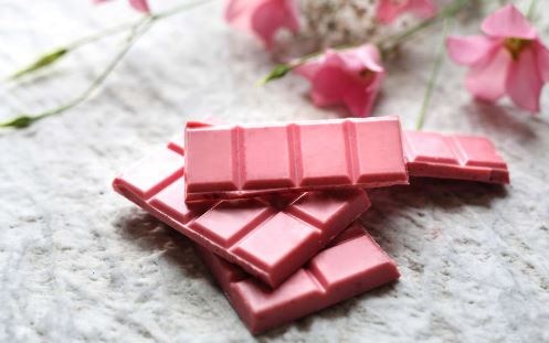 Pink chocolate Benefits health advantages of Pink Chocolates Pink Chocolate Benefits: શું તમે પીન્ક ચોકલેટ વિશે સાંભળ્યું છે ? જાણો કોણે બનાવી અને શું છે તેના ફાયદા