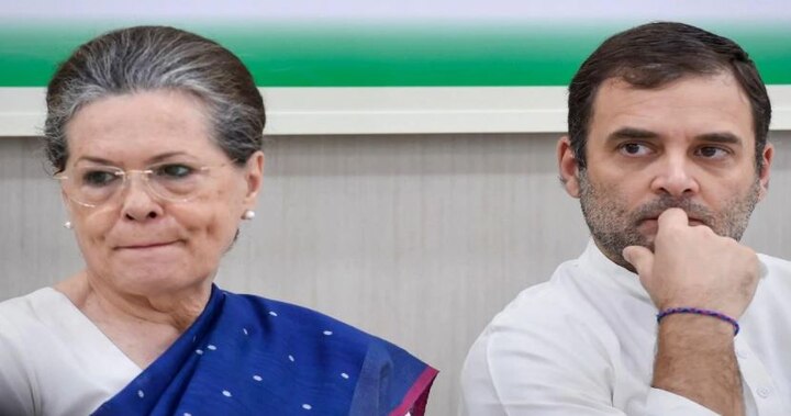Sonia Gandhi leaves for United States for health check-up with son Rahul કોગ્રેસ અધ્યક્ષ સોનિયા ગાંધી સારવાર માટે રાહુલ ગાંધી સાથે અમેરિકા રવાના