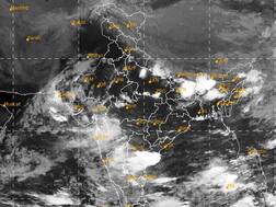 ભારે વરસાદને લઈ હવામાન વિભાગે શું કરી મોટી આગાહી? બે દિવસ ક્યાં પડી શકે છે ધોધમાર વરસાદ? જાણો