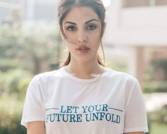 રિયાના સપોર્ટમાં આવી 2500થી વધુ સેલિબ્રિટી, મીડિયા સામે ઓપન લેટર લખીને શું કરવાની માંગ કરી, જાણો વિગતે