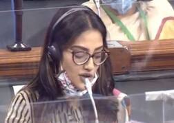 અભિનેત્રી અને સાંસદ નુસરત જહાંએ ફિલ્મ ઈન્ડસ્ટ્રી માટે લોકસભામાં શું કરી માંગ ? જાણો વિગત