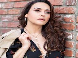 દુબઈની હોટલમાં ક્વોરન્ટાઈ છે બોલિવૂડની આ એક્ટ્રેસ, કહ્યું- ચોથા કોરાના રિપોર્ટને લઈ થઈ રહી છે ગભરાટ