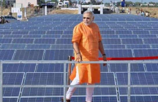 Should modi govt privides free solar panels fact check શું મોદી સરકાર તમામ લોકોને ફ્રીમાં આપી રહી છે સોલર પેનલ ?