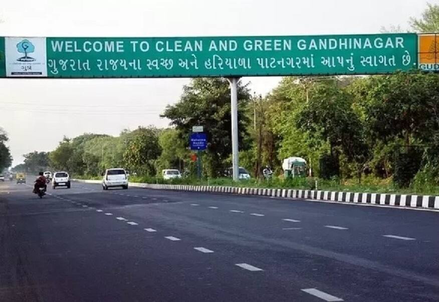 ગાંધીનગરમાં કોરોનાનું સંક્રમણ વધતાં જડબેસલાક લોકડાઉન લદાશે એવા ફેક ન્યુઝ વોટ્સએપ પર ફરતા કરાયા, જાણો વિગત Fake news circulating on WhatsApp that the corona transition will increase in Gandhinagar will lead to lockdown, find out the details ગાંધીનગરમાં કોરોનાનું સંક્રમણ વધતાં જડબેસલાક લોકડાઉન લદાશે એવા ફેક ન્યુઝ વોટ્સએપ પર ફરતા કરાયા, જાણો વિગત