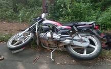 અબડાસાના મોથાળા નજીક કાર અને બાઇક વચ્ચે અકસ્માતમાં બાઇક સવારનું મોત, કાર ચાલક ફરાર