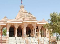 કોરોનાનું સંક્રમણ વધતા ઉત્તર ગુજરાતના કયા જાણીતા ગામમાં લગાવી દેવાયું લોકડાઉન? જાણો વિગત