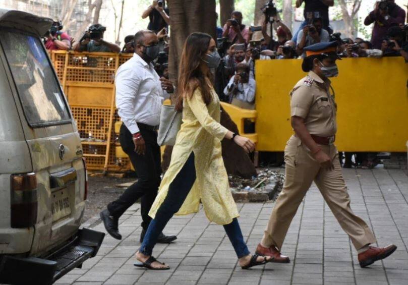 Drugs case shraddha kapoor NCB is interrogating Drugs Case: NCB સામે શ્રદ્ધા કપૂરનો મોટો ખુલાસો, કહ્યું -શૂટિંગના સેટ પર સુશાંત લેતો હતો ડ્રગ્સ